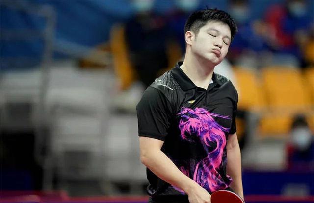 在与冰岛的 在与冰岛的