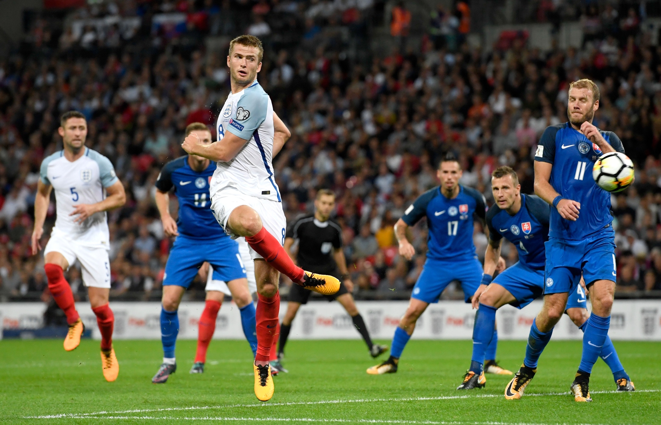 激烈的英超 激烈的英超