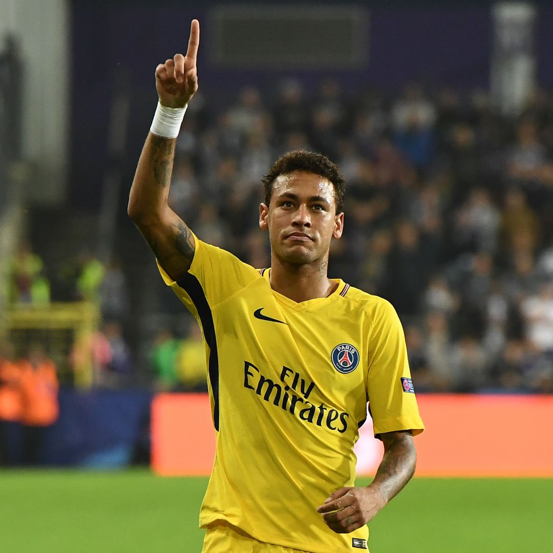 同時也為球 同時也為球