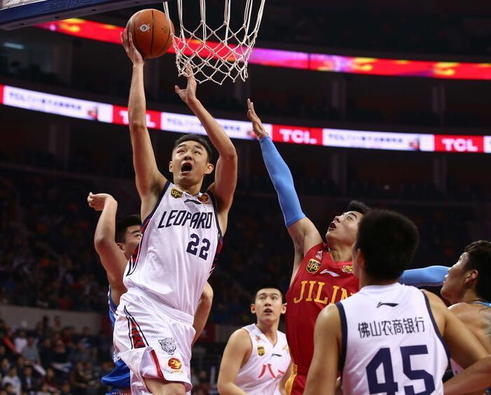 她的成功背 她的成功背