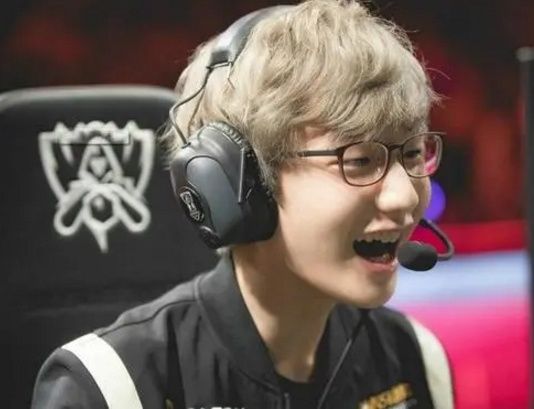 过去他更多 过去他更多