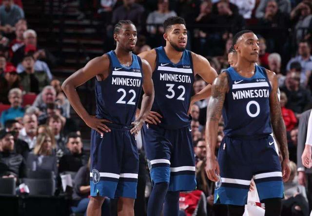 步至肘区 步至肘区